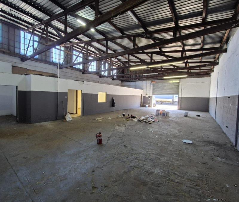 To Let commercial Property for Rent in Elsies River Industrial Western Cape